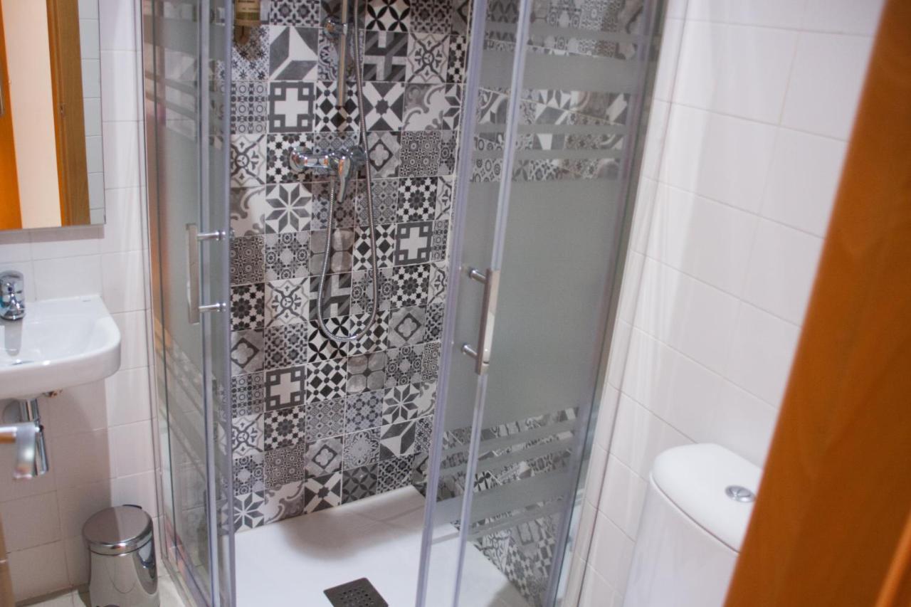 Hostal Cuentame Evolucion Auto Check In Бургос Экстерьер фото